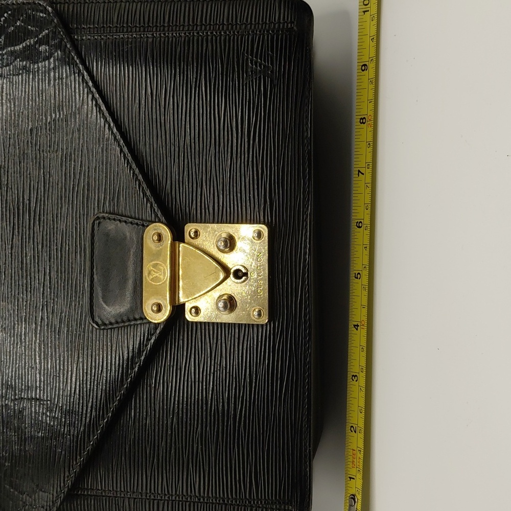 Louis Vuitton Black Epi Leather Sellier Dragonne Clutch Bag Vintage! - Picture 16 of 16